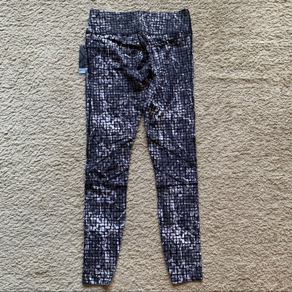 NWT Women’s 2xu Plyometric Printed Tights - Leggings - Picture 3 of 9